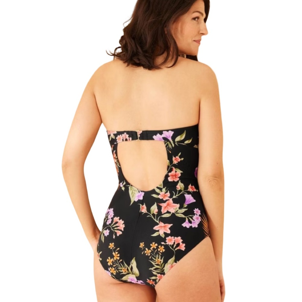Center Ring-Front Tummy Control One Piece
Swimsuit - Picture 3 of 10